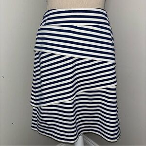 J McLaughlin layered navy blue & white stretch jersey striped skirt size Medium